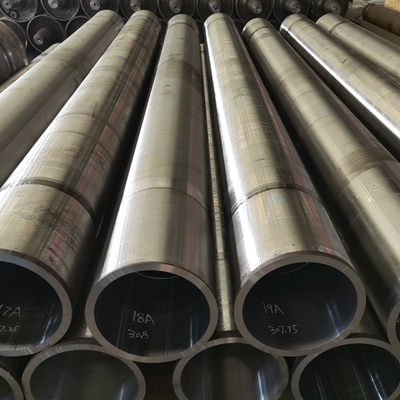 Good price ASTM 1045 ท่อเหล็กคาร์บอนไม่มีรอยต่อท่อ G10450 สำหรับการต่อเรือท่อไม่มีรอยต่อ ออนไลน์
